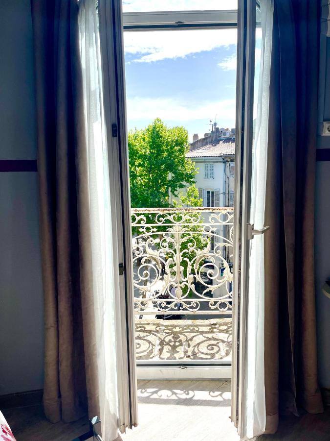 Grand Hotel De La Poste ซาลง-เดอ-โพรวองซ์ ภายนอก รูปภาพ