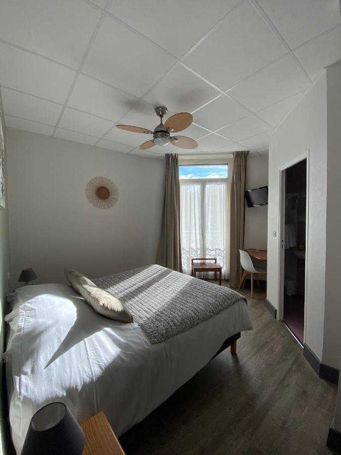 Grand Hotel De La Poste ซาลง-เดอ-โพรวองซ์ ภายนอก รูปภาพ